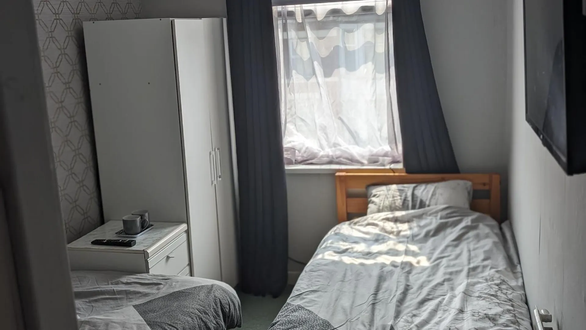 Wonky Towers Bed & Breakfast Blackpool