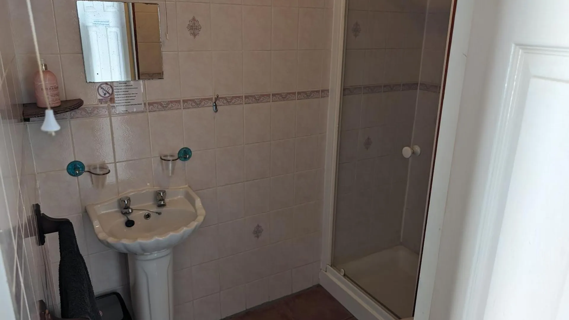 Wonky Towers Bed & Breakfast Blackpool United Kingdom